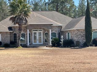 111 Vixenhill Dr, Jesup, GA 31546