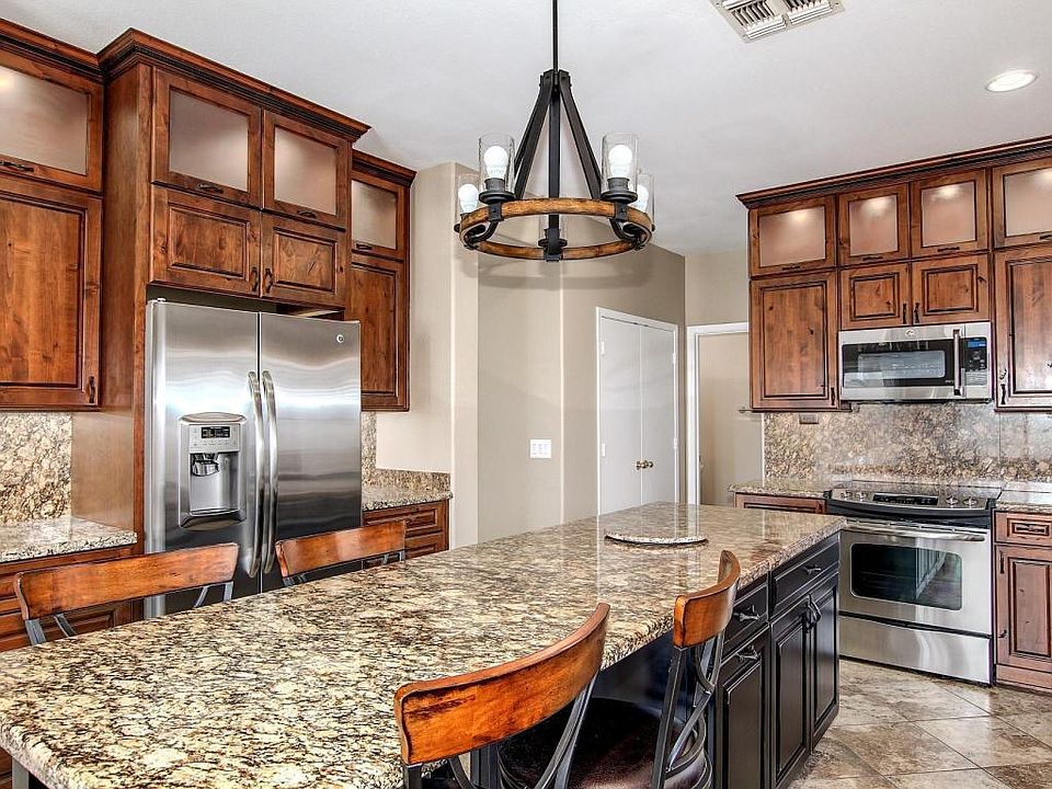 1st image of 3217 W Walden Ct