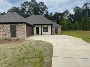 216 Oak Alley Dr, Ruston, LA 71270