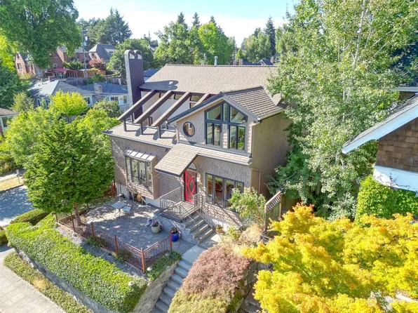 2302 N 77th Street, Seattle, WA 98103