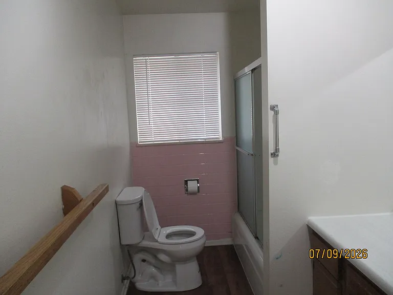 450 Crestmoor Rd — Photo 13