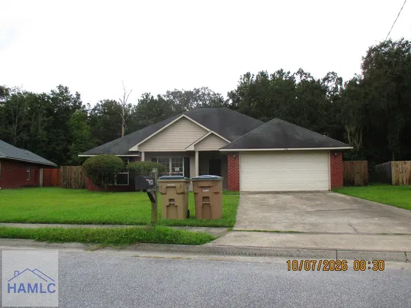 166 Gloucester Dr, Midway, GA 31320