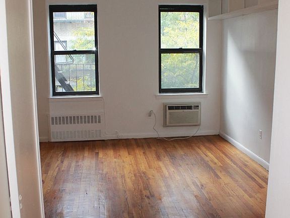 4th image of 335 E 81st St #2E