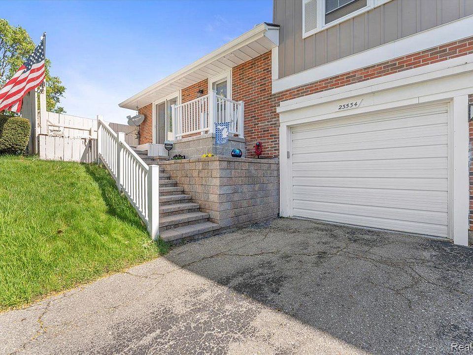 1st image of 23534 Stonehenge Blvd