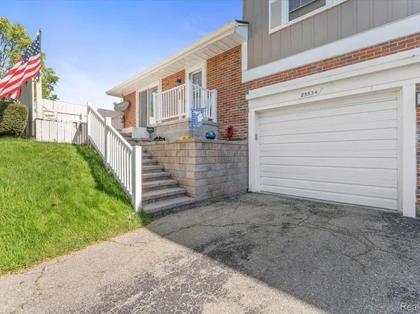 23534 Stonehenge Blvd, Novi, MI 48375