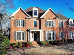 6815 Blackthorn Ln, Suwanee, GA 30024