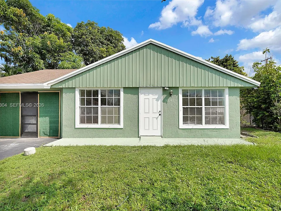 3541 NW 7th Pl