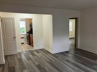 24 Cedarcliff Rd #1B, Staten Island, NY 10301