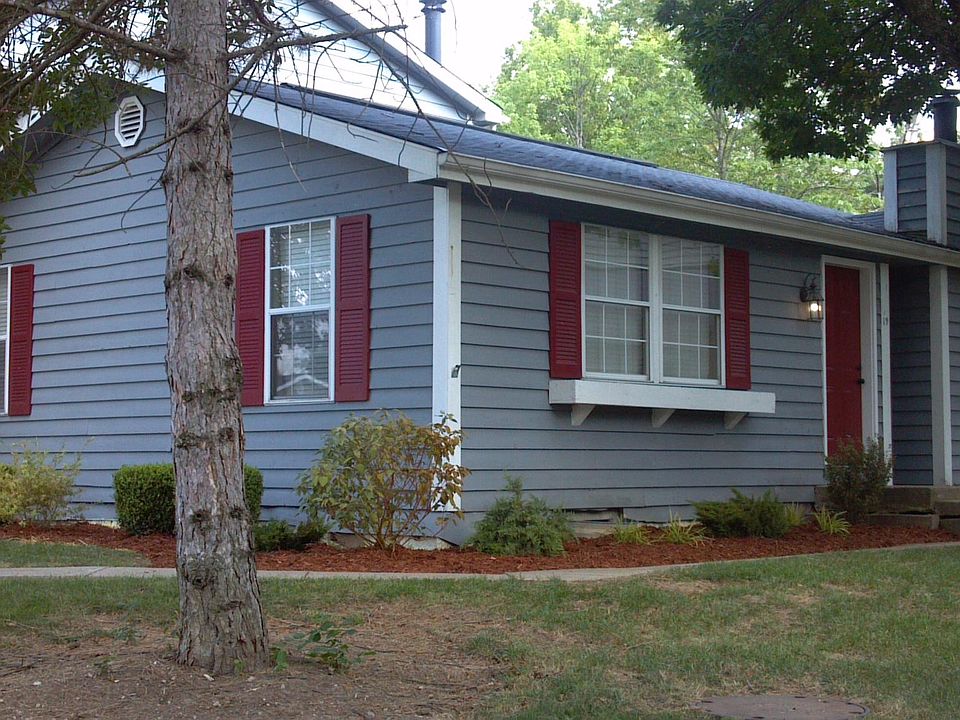 1st image of 19 Southhall Pl
