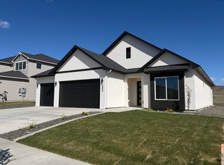 2846 Sumac Dr, Richland, WA 99352