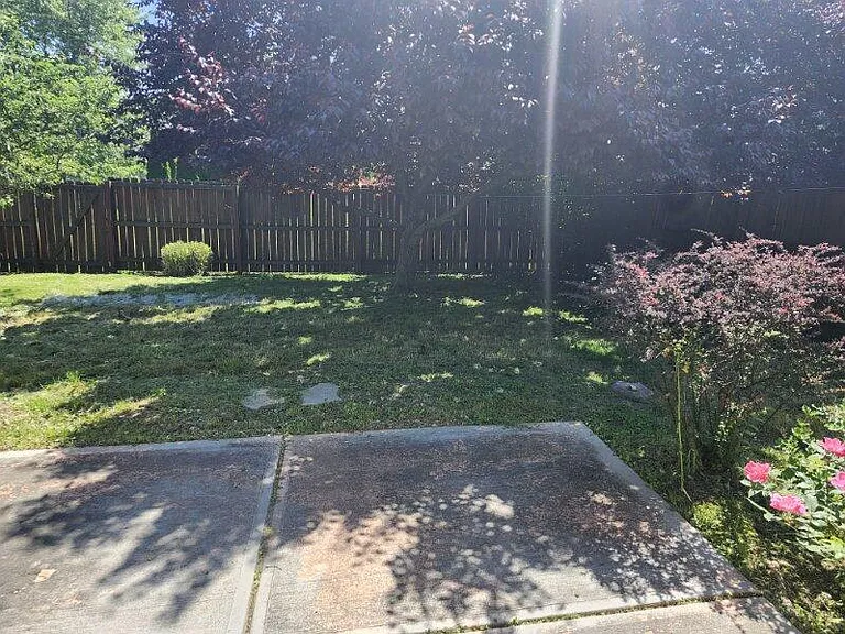 5881 Gadsen Dr — Photo 3