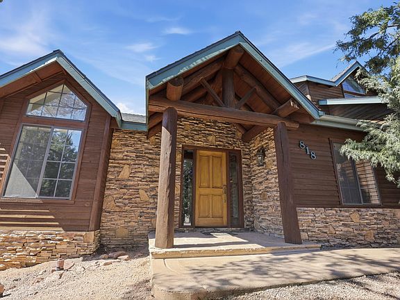 5th image of 818 W Saint Moritz Dr