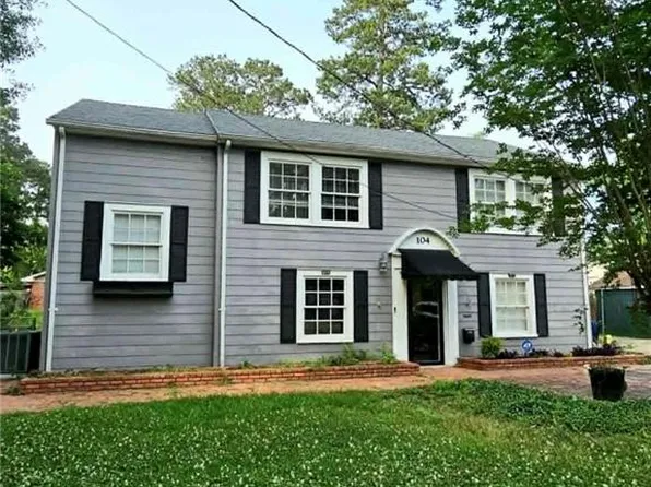 104 Tudor St, Pineville, LA 71360