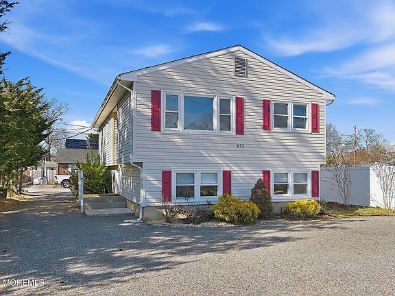 2nd image of 471 Woodpark Drive