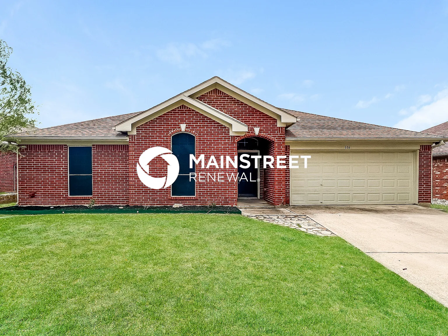 616 Joy Ln — Photo 1