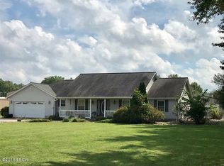 110 Smith St, Herrin, IL 62948