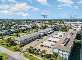 473 12th Ave S APT B11, Naples, FL 34102