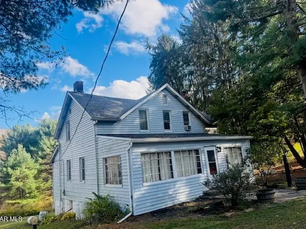 962 Lemon Drop Rd, Ebensburg, PA 15931
