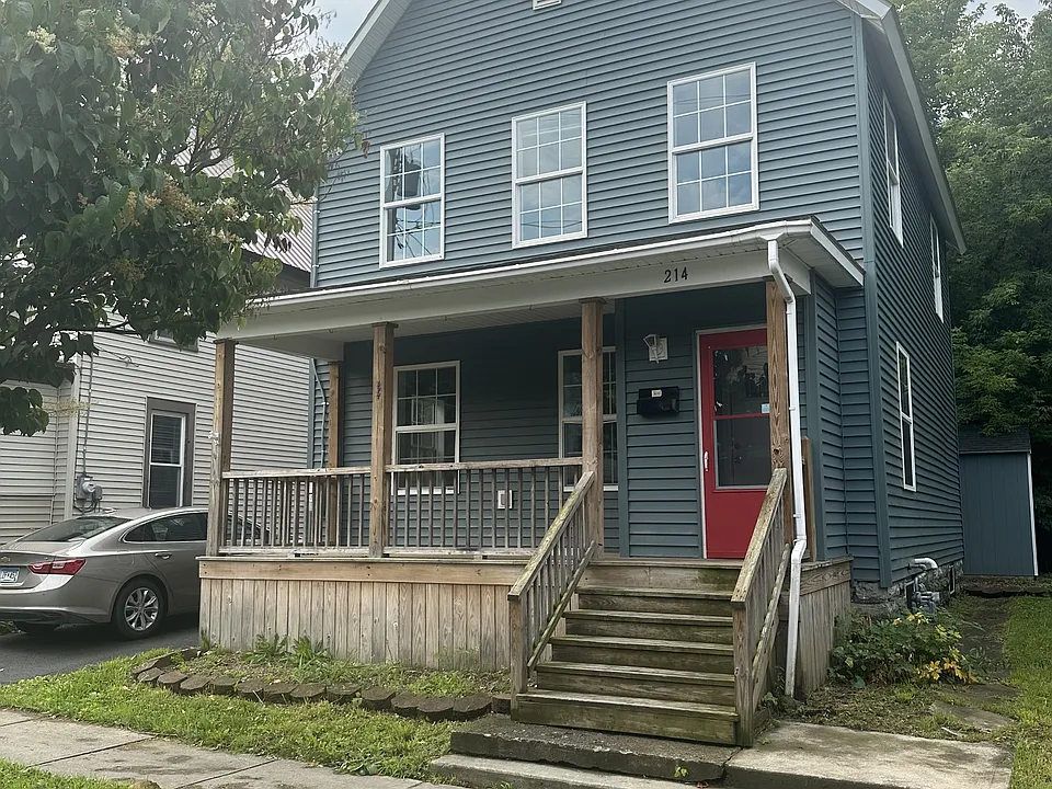 214 Saint Mary St