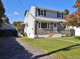 30 Booth St, Pleasantville, NY 10570