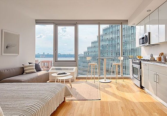 3rd image of 550 W 54th St APT 2104