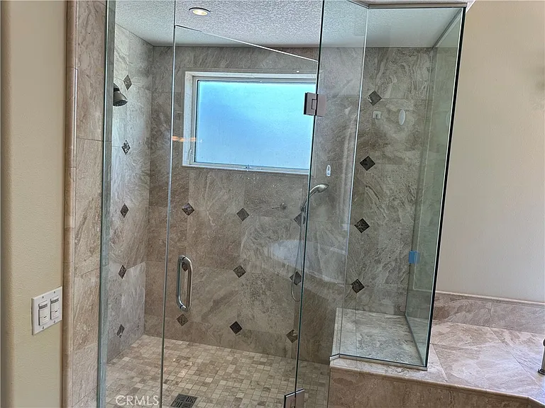 1700 Bronzewood Ct — Photo 22