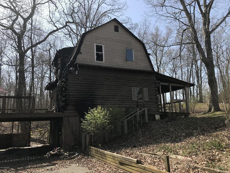 2nd image of 384 Cosby Ln