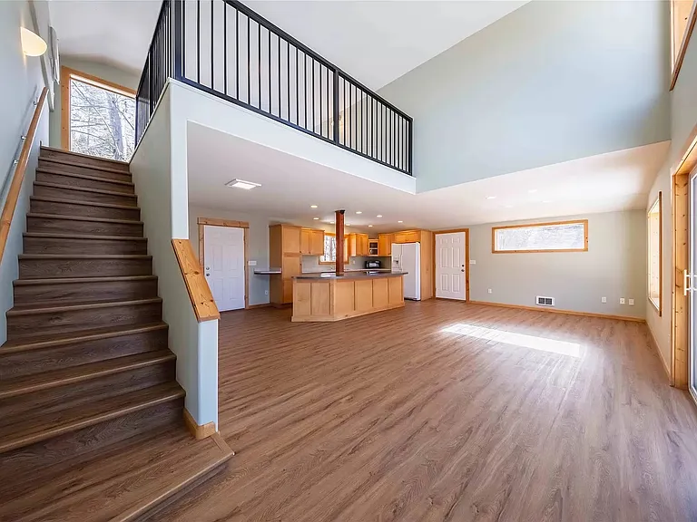 34087 Warren Ln — Photo 26
