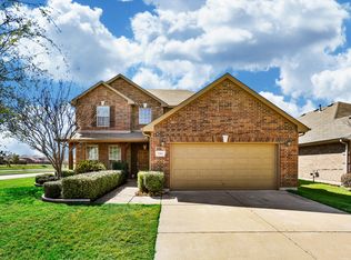 2303 Armstrong Rd, Grand Prairie, TX 75052