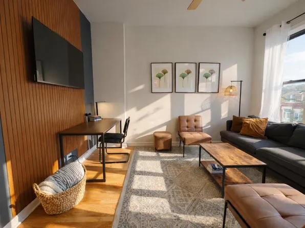 906 N Damen Ave, Chicago, IL