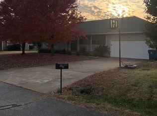 105 N Diamond Loop, Diamond, MO 64840