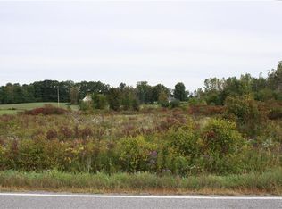 12070 Rapids Rd, Akron, NY 14001