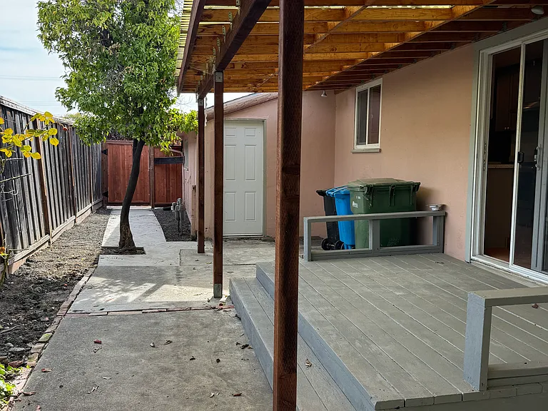 3185 Machado Ave — Photo 14