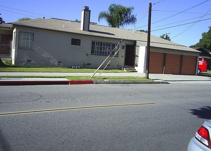 2nd image of 437 Sonora Ave