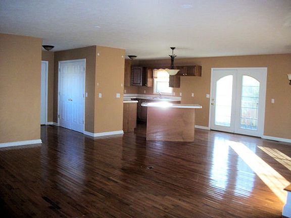 2nd image of 187 Bakersfield Dr