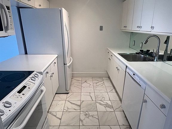 3rd image of 75-83 Cambridge Pkwy #W505