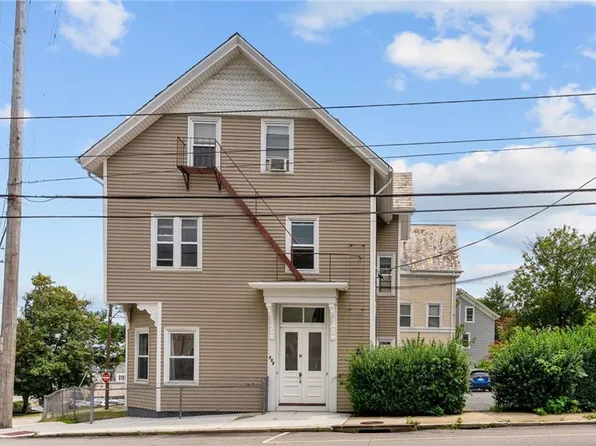 230 Pawtucket Ave, Pawtucket, RI 02860