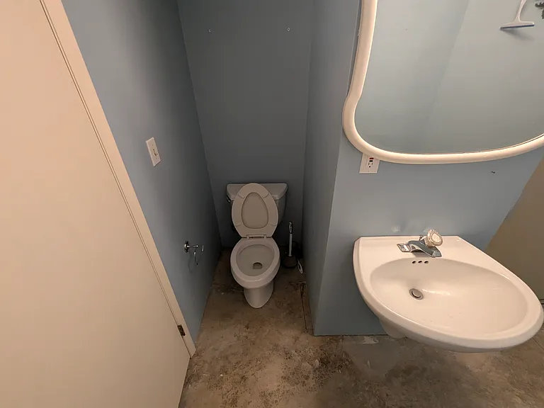 740 Penny Ct — Photo 56