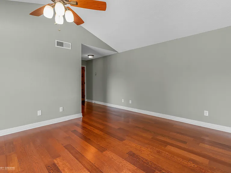 3100 Fairfield Ave #7C — Photo 6