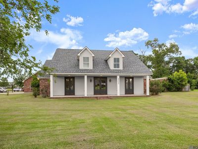 45023 Bernice Ln, Saint Amant, LA, 70774