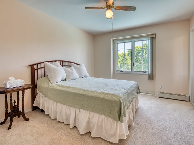 60 Dundee Ln — Photo 10