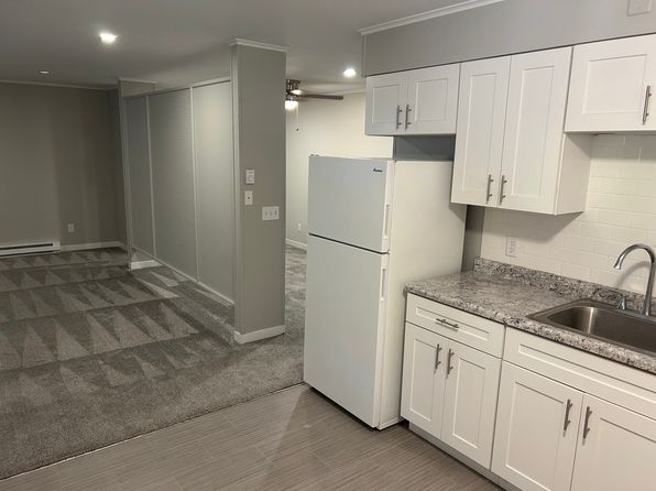 200 E 7th St #5