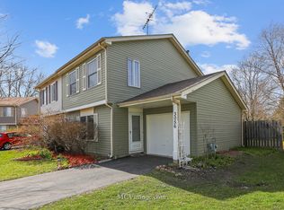 3056 Winchester Ct W, Aurora, IL 60504