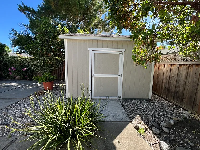 315 Sequoia Ave — Photo 20