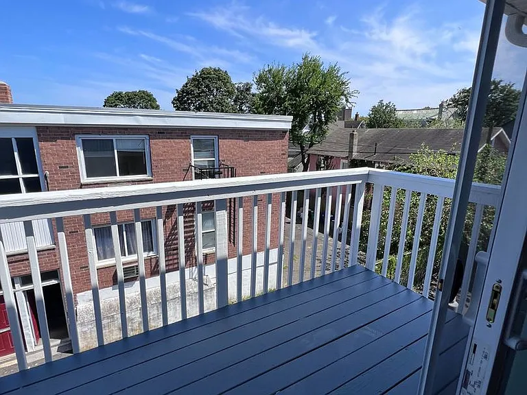1010 Grand Ave — Photo 6