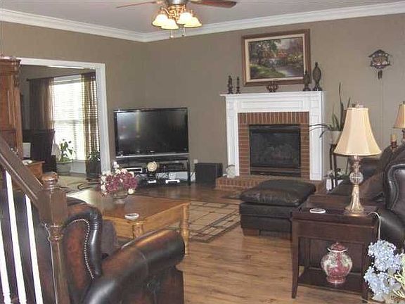 2nd image of 163 E Westerlee Dr
