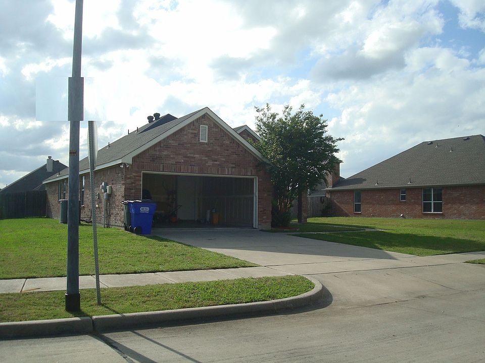 2nd image of 1308 Sierra Blanca Dr