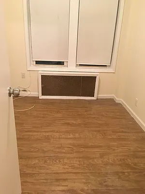 Rented by Metropolis International Realty Inc. | media 28