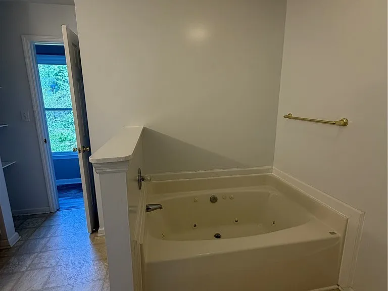 637 Spy Glass Dr — Photo 13