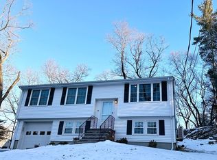 58 Glenwood Ave, Woburn, MA 01801